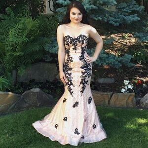 Elegant Graduation Dress